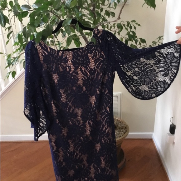 Lilly Pulitzer Lace Dress! - Picture 3 of 4